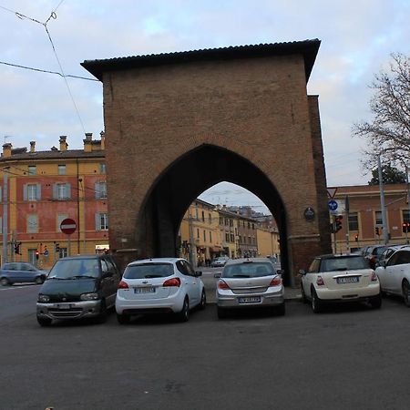 Affittacamere V Torre V Nigrisoli A Porta San Vitale โบโลญญา ภายนอก รูปภาพ